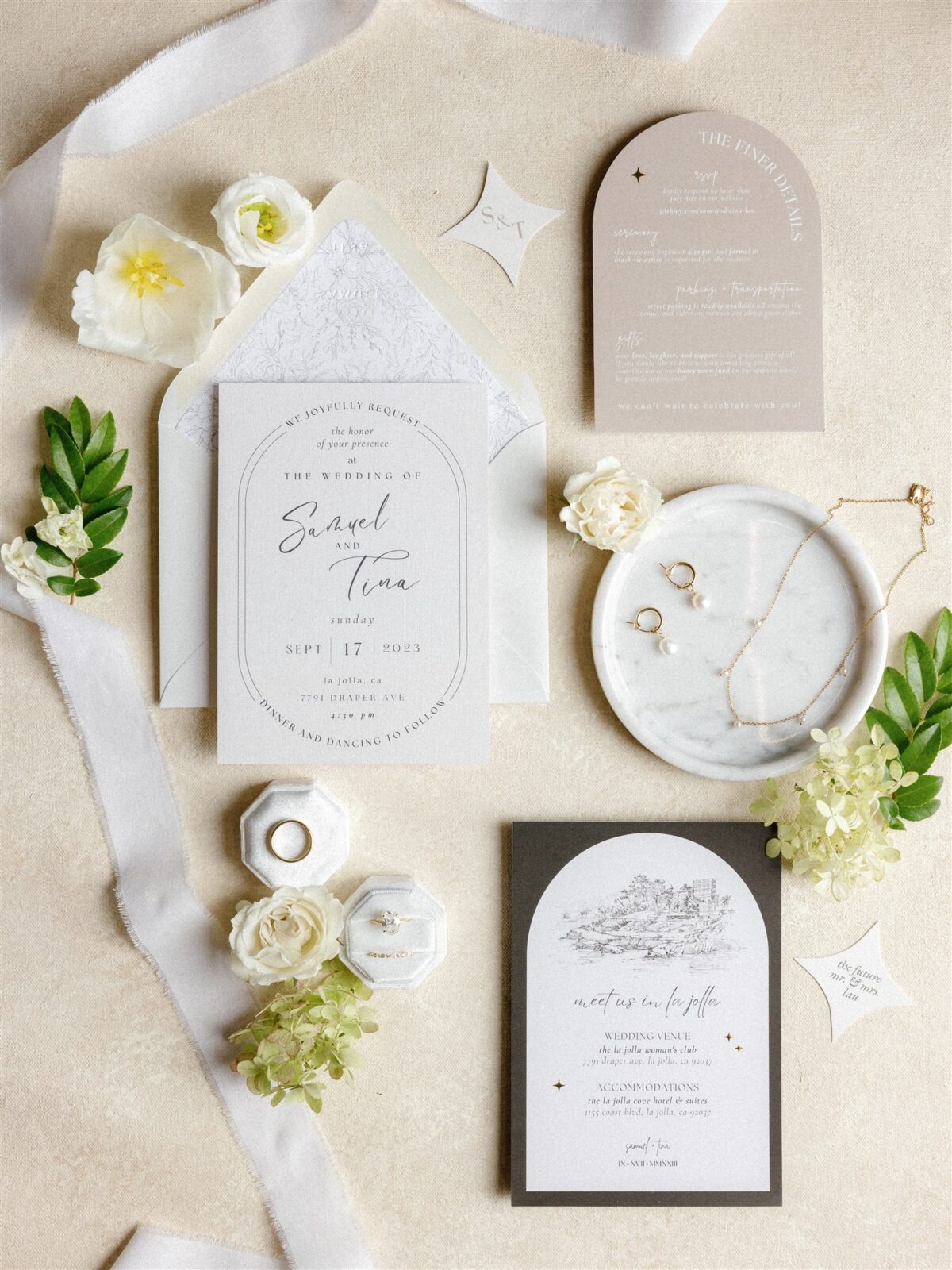 Modern wedding invitation