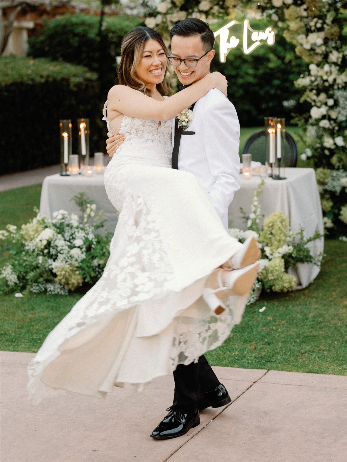 Bride and groom's first dance at the La Jolla Women's Club