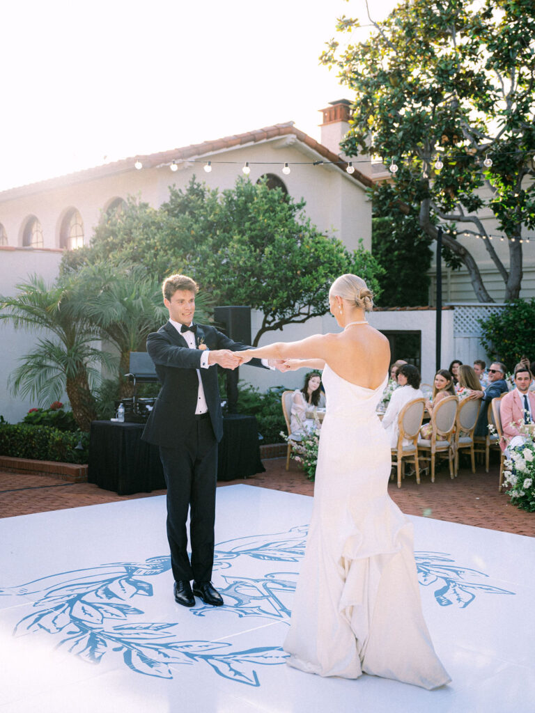 bride and groom practicing their first dance at the Darlington House